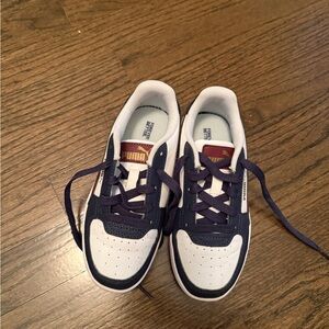 Puma Kids' Sneakers in Navy and White
